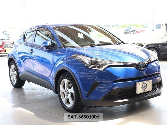 Toyota C-HR 2018-10 344612-24