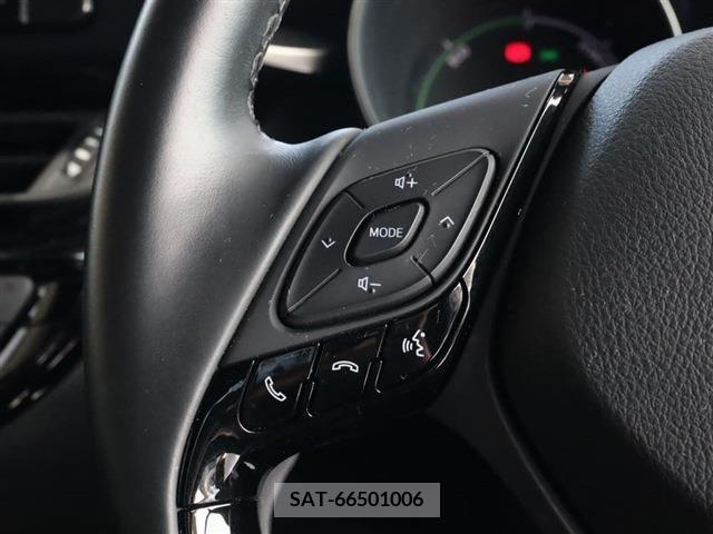 Toyota C-HR 2018-10 344612-9
