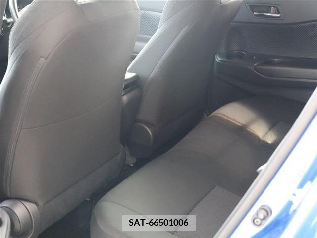 Toyota C-HR 2018-10 344612-20