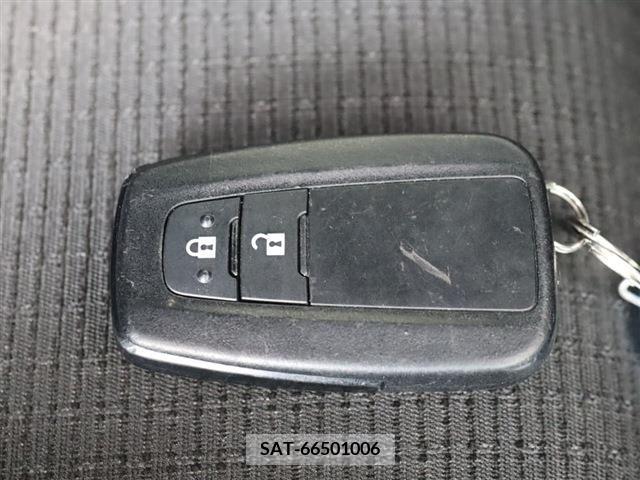 Toyota C-HR 2018-10 344612-16