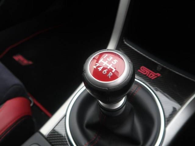 Subaru WRX STI 2014-09 187730-3
