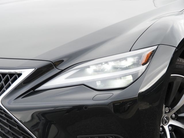 Lexus LS 2021-02 185928-7