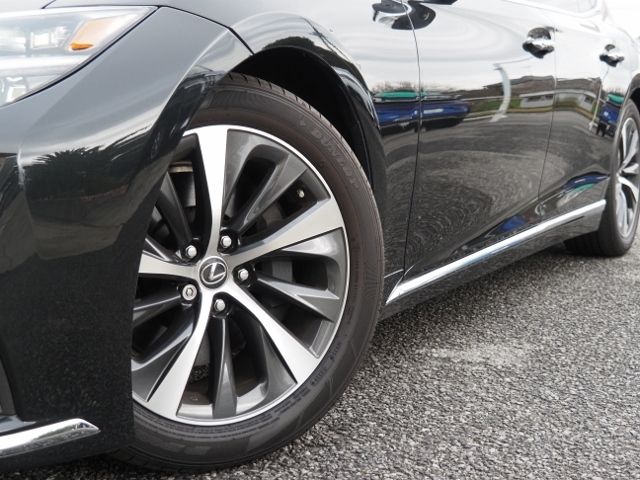Lexus LS 2021-02 185928-8