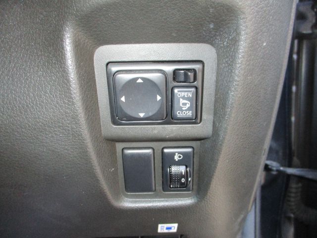 Nissan CUBE 2010-07 28209-10