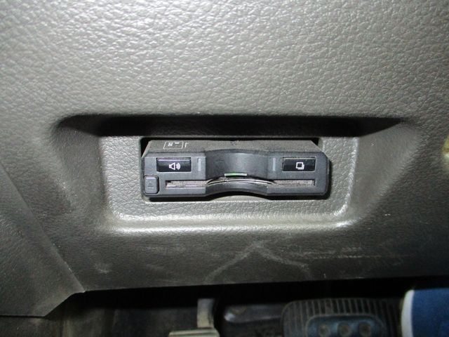 Nissan CUBE 2010-07 28209-14