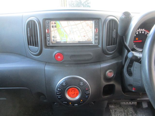 Nissan CUBE 2010-07 28209-5