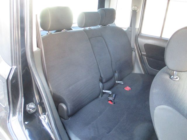 Nissan CUBE 2010-07 28209-18
