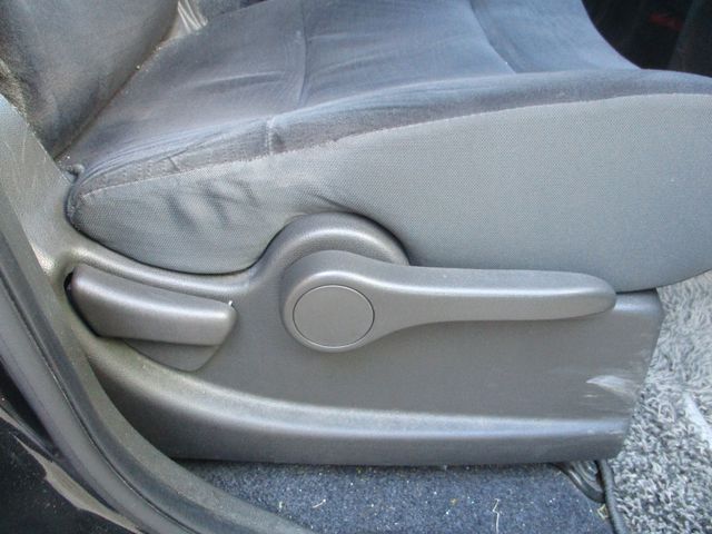 Nissan CUBE 2010-07 28209-20