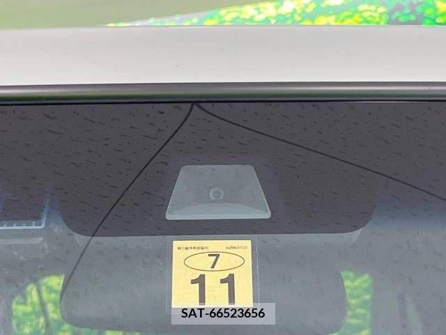 Honda N BOX CUSTOM 2022-11 279373-2
