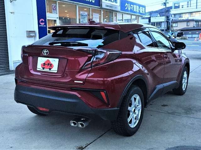 Toyota C-HR 2017-01 188278-2