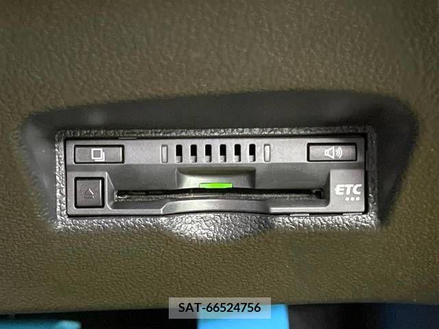 Toyota PRIUS 2019-07 281869-7
