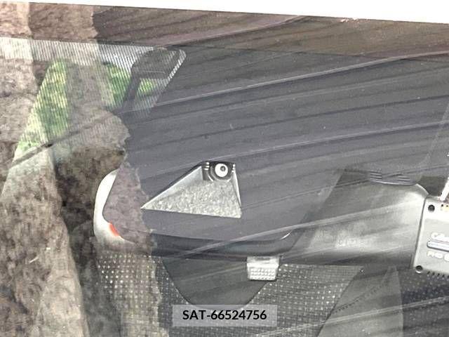 Toyota PRIUS 2019-07 281869-2