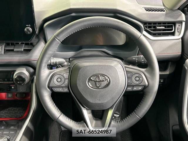Toyota RAV4 2023-04 207717-11