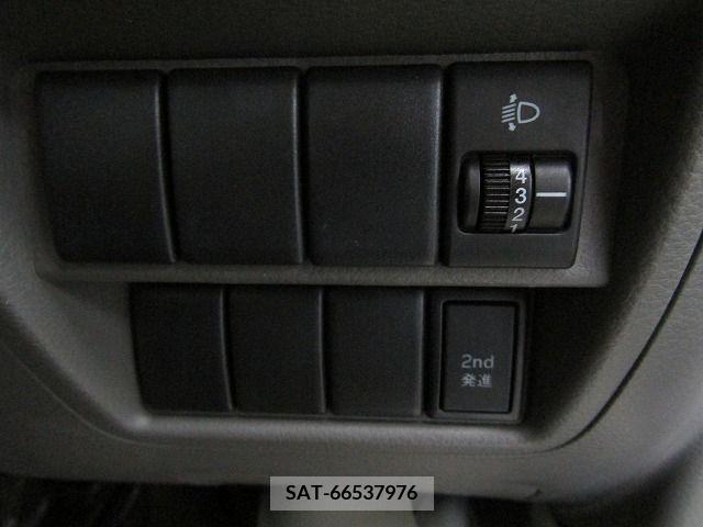 Nissan CLIPPER 2017-07 365514-15