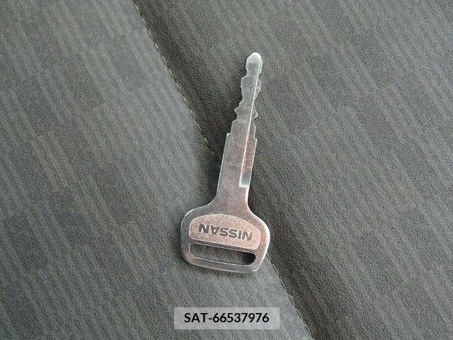 Nissan CLIPPER 2017-07 365514-11