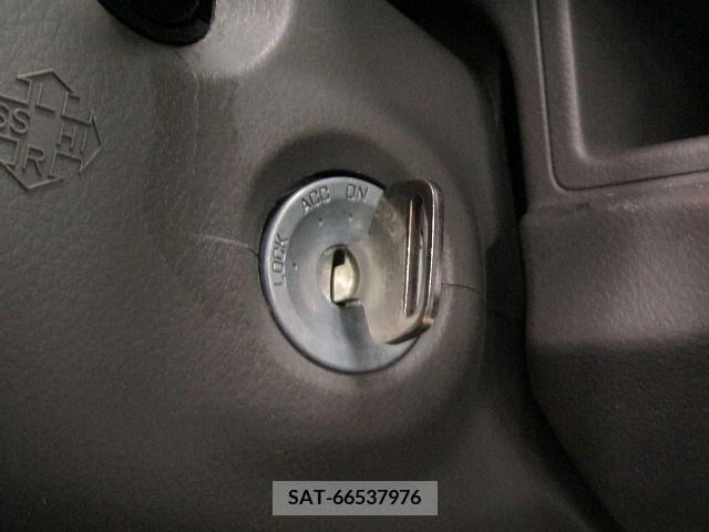 Nissan CLIPPER 2017-07 365514-10