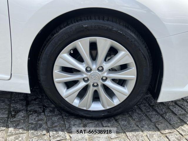 Lexus HS 2014-07 354251-7