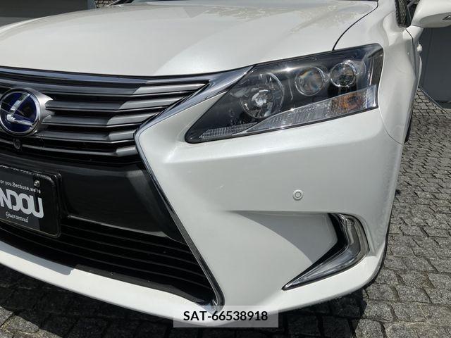 Lexus HS 2014-07 354251-5