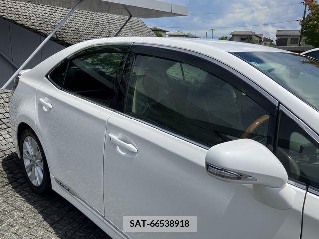 Lexus HS 2014-07 354251-4