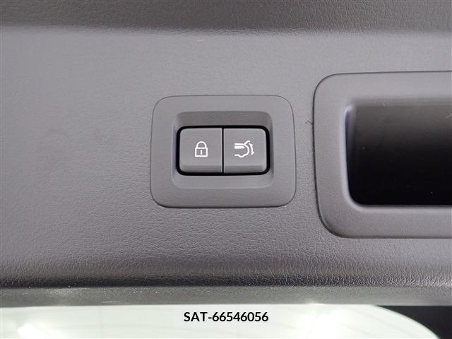 Mazda CX-30 2022-07 302128-20