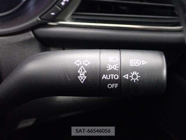 Mazda CX-30 2022-07 302128-26