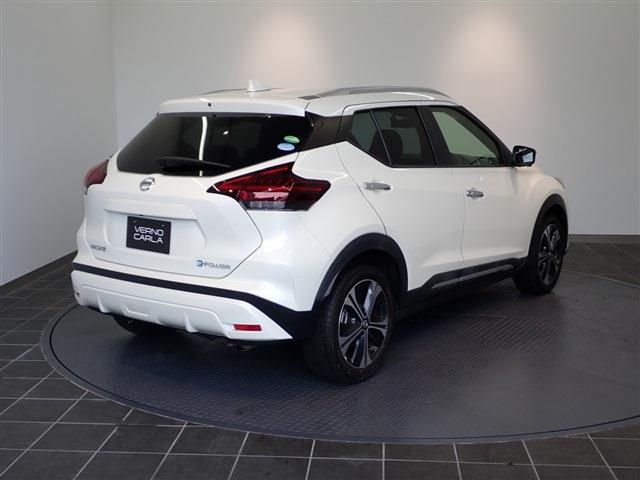 Nissan KICKS 2020-11 196527-4
