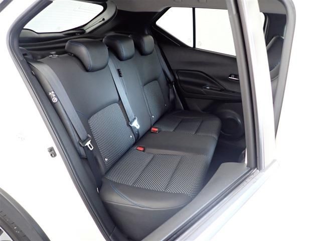 Nissan KICKS 2020-11 196527-23