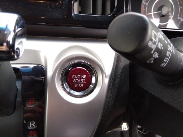 Honda N-WGN 2016-04 194328-13