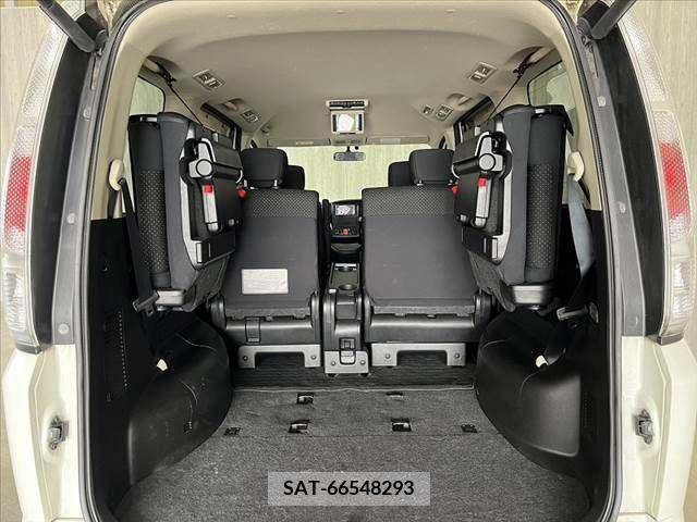 Nissan SERENA 2009-12 284302-15