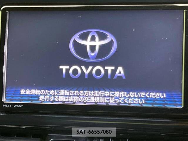Toyota C-HR 2017-11 295038-3