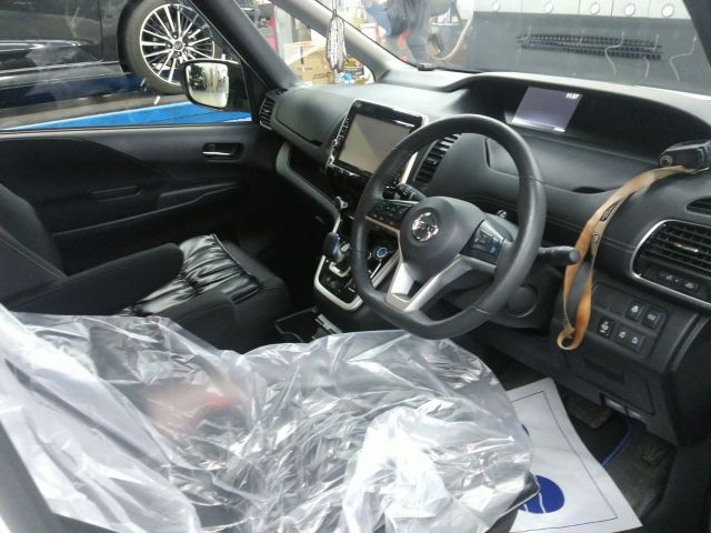 Nissan SERENA 2018-12 26527-1