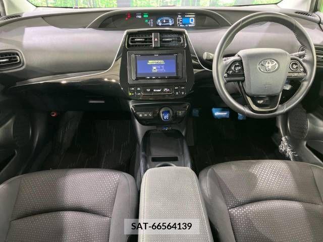 Toyota PRIUS 2019-06 336501-1