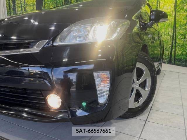 Toyota PRIUS 2013-06 366486-12