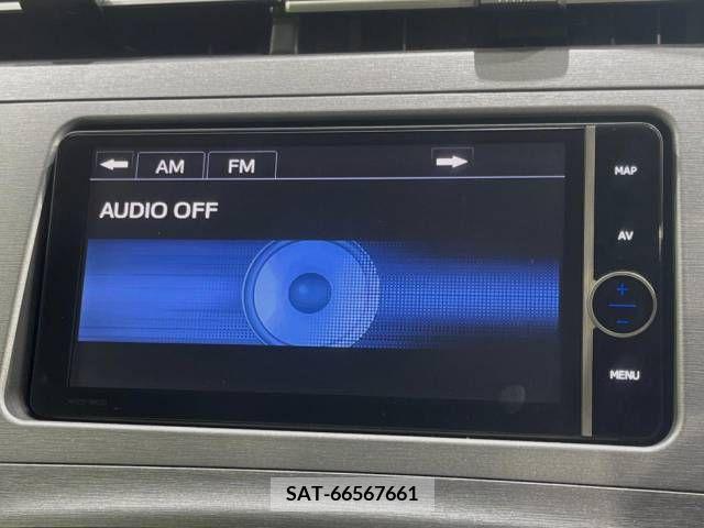 Toyota PRIUS 2013-06 366486-2