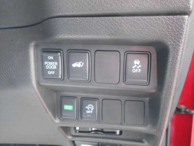 Nissan X-TRAIL 2018-05 3891-6