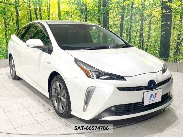 Toyota PRIUS 2019-02 375563-16