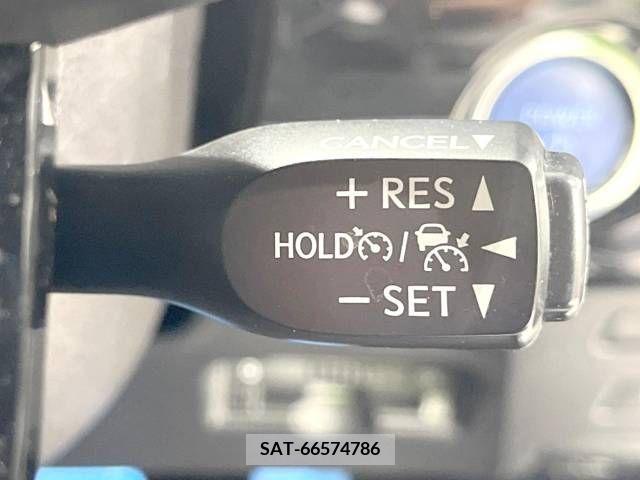 Toyota PRIUS 2019-02 375563-4