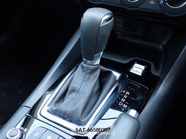 Mazda AXELA 2018-04 354825-7