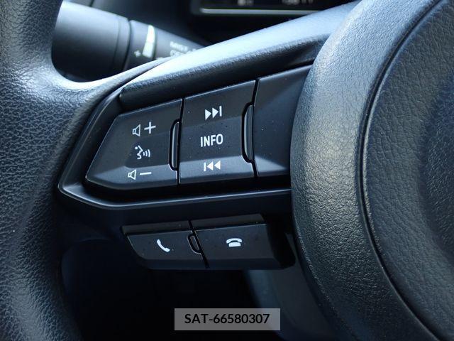 Mazda AXELA 2018-04 354825-27
