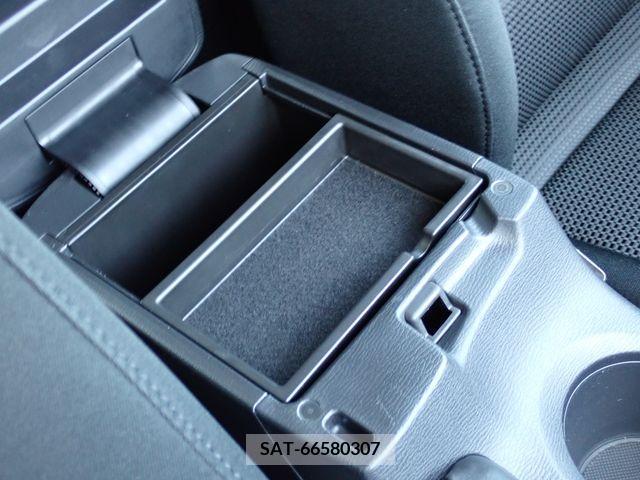 Mazda AXELA 2018-04 354825-29