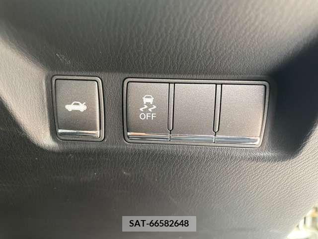 Nissan FUGA 2011-09 270679-16