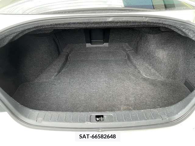 Nissan FUGA 2011-09 270679-6