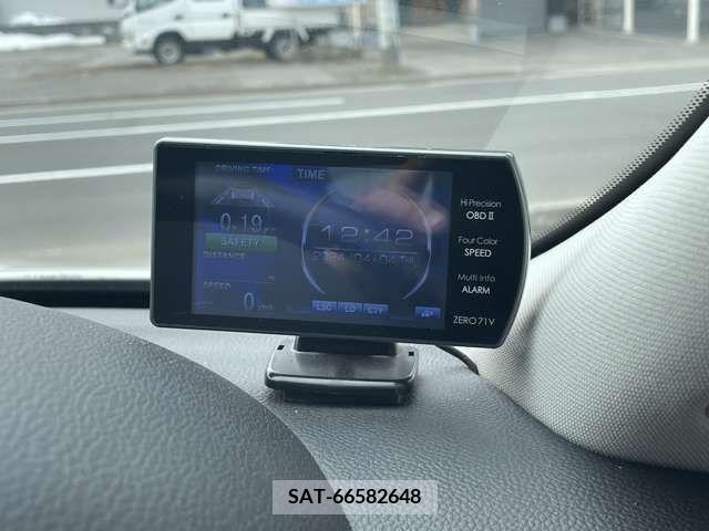 Nissan FUGA 2011-09 270679-18