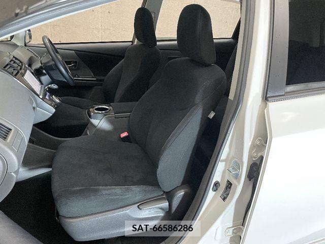 Toyota PRIUS ALPHA 2013-11 217399-12