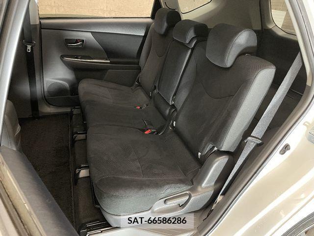 Toyota PRIUS ALPHA 2013-11 217399-13
