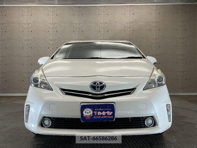 Toyota PRIUS ALPHA 2013-11 217399-4