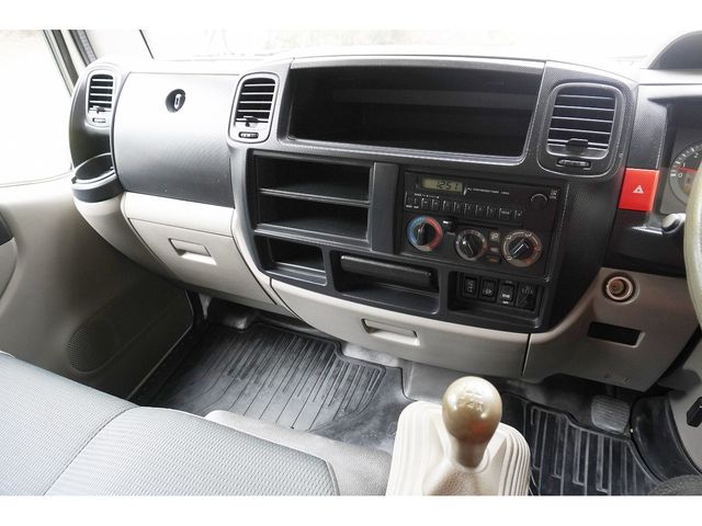 Nissan ATLAS 2014-09 196063-25