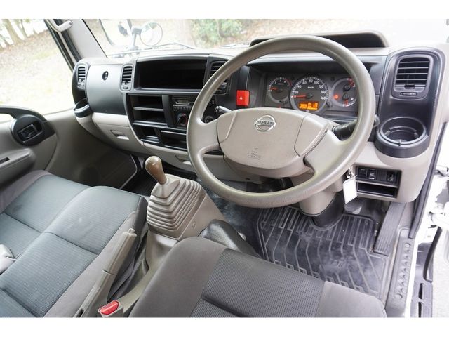 Nissan ATLAS 2014-09 196063-2