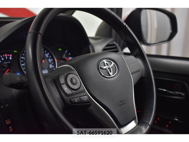 Toyota VOXY 2019-01 332309-23