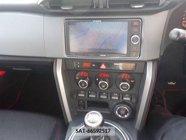 Subaru BRZ 2014-11 320880-11